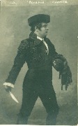 Bourbon avec un couteau dans Carmen