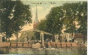 Gezicht op de sluis WEESP