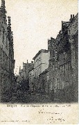 Bruges. Rue de l' Équerre et vieille maison de 1100 Bruges. Rue de l' Équerre et vieille maison de 1100