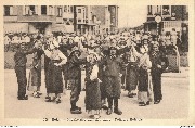 Heist . Klakkertjes aan den dans Folklore Heistois Heist . Klakkertjes aan den dans Folklore Heistois