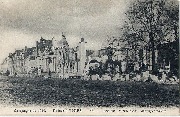 Campagne de 1914. Ruines d'Ypres. Porte du Cloître, place Vandenpeereboom