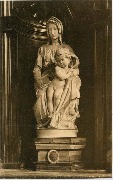 Bruges - Eglise Notre dame - La Vierge et l'enfant par Michel Ange (1506)