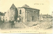 Anvers en 1866 Porte Kipdorp dégagée. Actuellement  Place de la Commune.