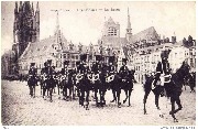 Ypres. Grand'Place, La Revue