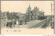 Hal. Panorama de la Gare