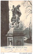 Bruxelles. Statue du Parc La Narcisse de Gripelo