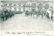 Joyeuse Entrée de SM le roi Albert 7 septembre 1913-Escorte d'honneur attendant l'arrivée du Roi