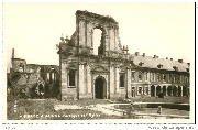 Abbaye d'Aulne. Porte de l'Eglise
