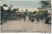 Danse de guerre chez les Wasongola