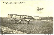 Mondorf-les-Bains. Semaine d'aviation 1910. Mr de Petrovsky (Russe) rentrant au hangar