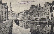 Bruges. Le Quai du Miroir et la Place Van Eyck