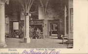 Roeulx. Vestibule du Château