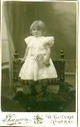 Portrait de fillette début XXème siècle 