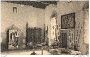 Vieux ch&acirc;teau. Grand hall d'entr&eacute;e XVe si&egrave;cle, angle Sud-Ouest.
