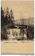 Marche-les-Dames Chutes dans parc