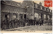 Sc&egrave;nes de douane &agrave; la fronti&egrave;re. 1- Le Bureau de Douane