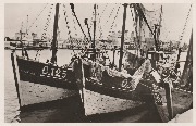 Ostende.Bateaux de P&ecirc;che  Oostende Vissersboten