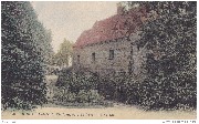 Mons. Entrée du Château, côté du Parc