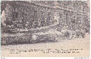 Batavia. Sloep met juichende bemanning. Bateau pavois&eacute; des soldats neerlandais