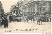 De Boerenkrijg. - Veerlijking van de Godin de Rede.  -  La Guerre des Paysans. - Glorification de la D&eacute;esse de la Raison