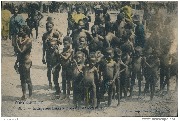 Congo Belge. Indig&egrave;nes Lukele pr&egrave;s de Stanleyville