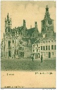 Dixmude. Hôtel de Ville et Eglise