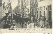 7eme Centenaire de Ste Marie de Nivelles,23 Juin 1913. Statue de Ste Marie portée par une confrérie