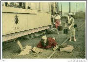 (Hélène Marchéchal à la plage, chute du tram)