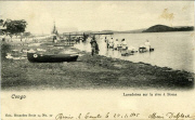 Lavandières sur la rive à Boma