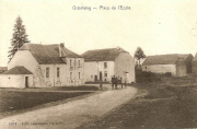 Orsinfaing. Place de l'Ecole