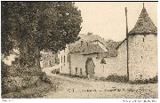 Cherain. Manoir de Sterpigny (XIIe s.)