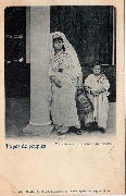 Mère tunisienne avec son enfant