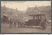 Les allemands dans la cour de la caserne d'Etterbeek- Husaren in die Cavalerie Kazern in Etterbeek