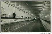 Anvers. Tunnel pour autos Antw Tunnel voor autos