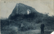 Fallais. Ruine De La Chapelle St Sauveur