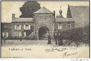 Environs de Mons. L'Entrée du Château d'Havré