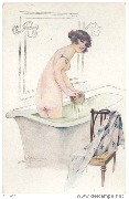 Le Bain de la Parisienne. Dans la baignoire