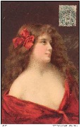 Portrait d'une femme en robe rouge tournée vers la droite