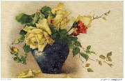 Roses jaunes dans un vase bleu fonçé