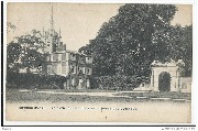 Enghien(Parc)  Le Pavillon des Ducs et la Porte des Esclaves