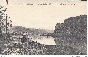 Vallée de la Meuse. Velaine-Amée Les rochers du Neuviau