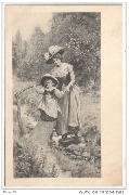Mère et fillette passant au-dessus d'un ruisseau