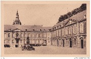 Malonne Institut St Berthuin Cour d Honneur