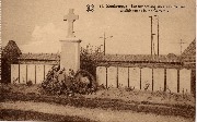 Zeebrugge. Les tombes anglaises au cimetière ── English tombs in the cemetery