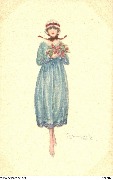 Femme en bleu serrant un bouquet de fleurs