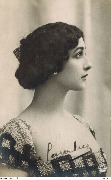 (Lina Cavalieri de profil)