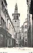 Namur. La rue et l'église Saint-Jean