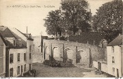Arlon. Eglise Saint-Donat - Le Calvaire