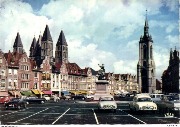 Tournai. Grand Place. Cathédrale et Beffroi