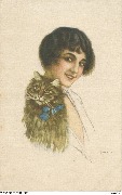 (Femme brune avec un chat tigr&eacute;)